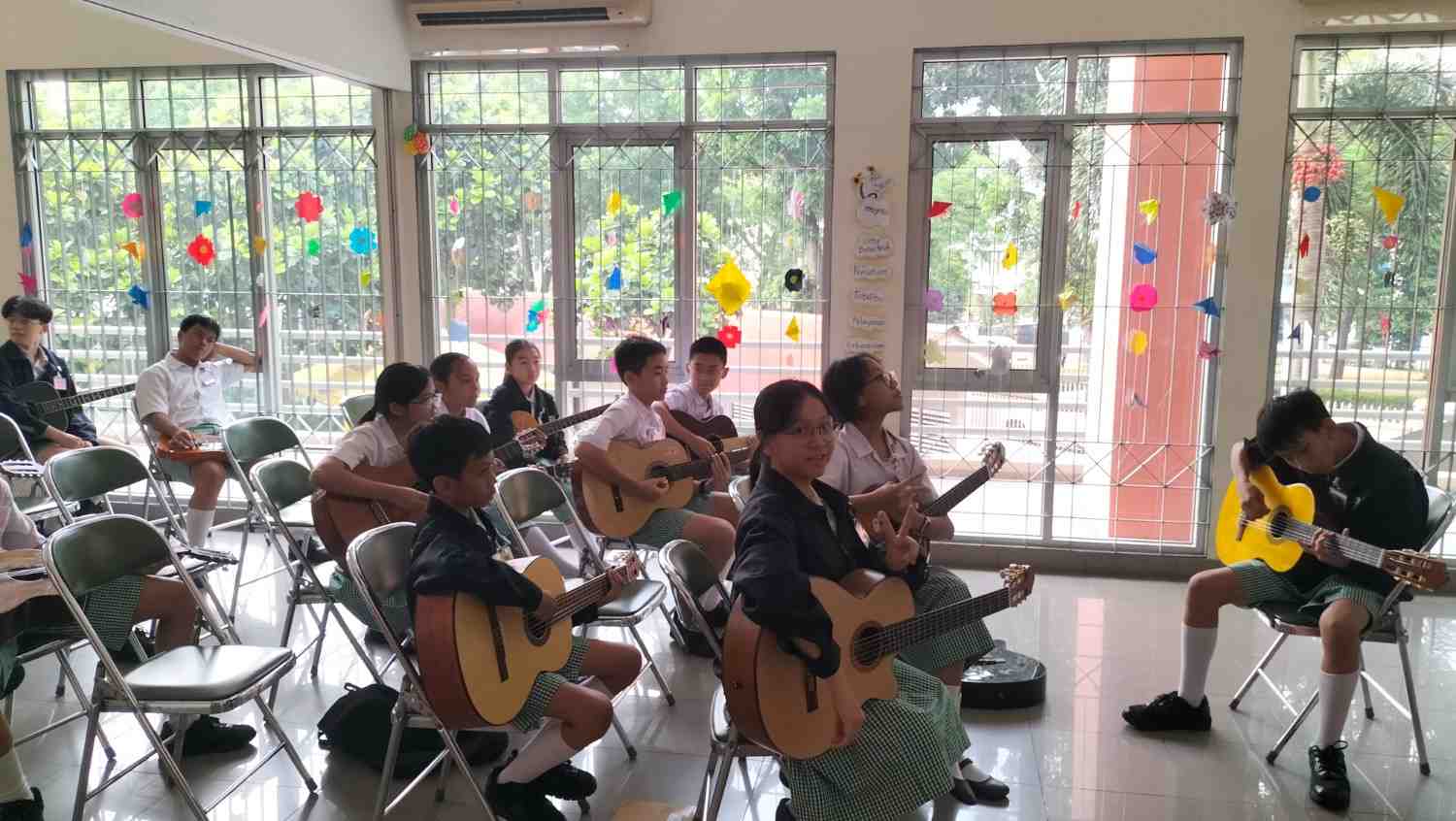GITAR CLUB